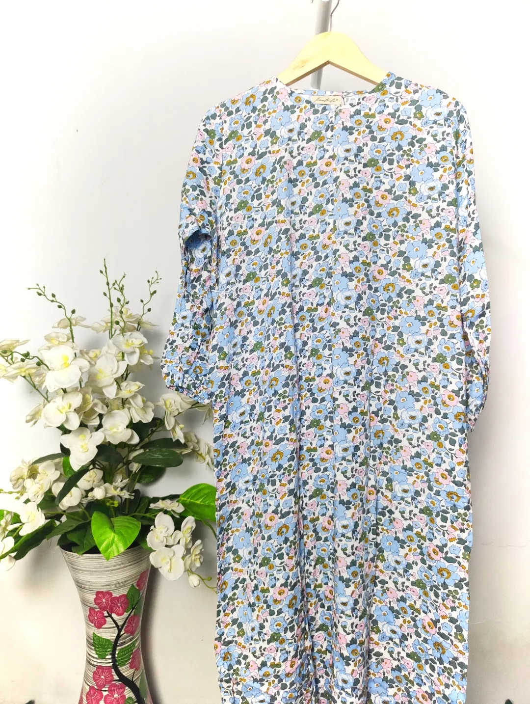 Midi Dress Lengan Panjang Motif G