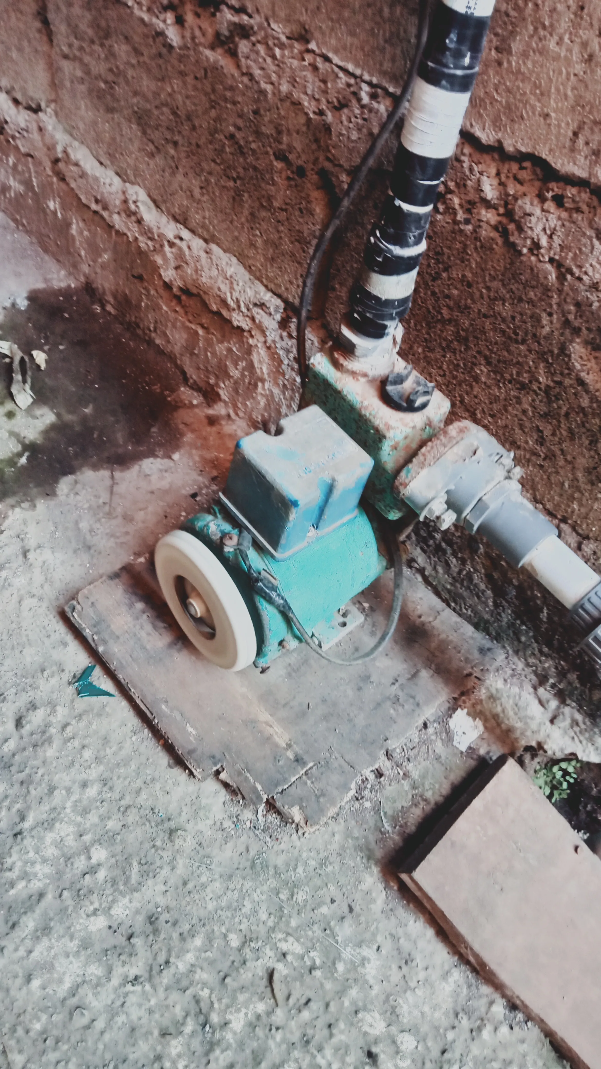 Jasa service pompa air